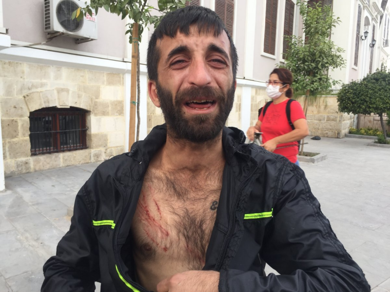 Evden uzaklaştırıldı, parkta gasbedildi